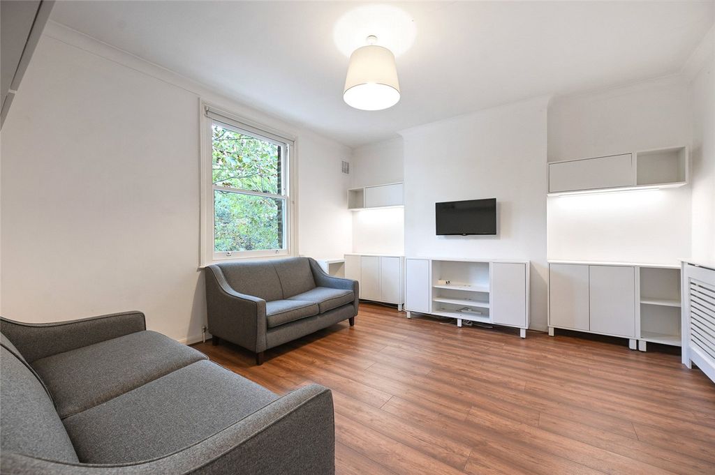 Property photo 2 of 9 Picture No. 17