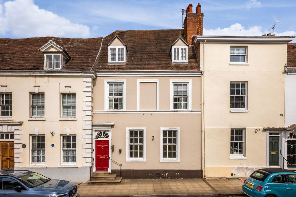 Property photo 1 of 41