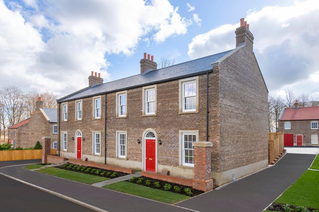 Property photo 3 of 6 Street Scene