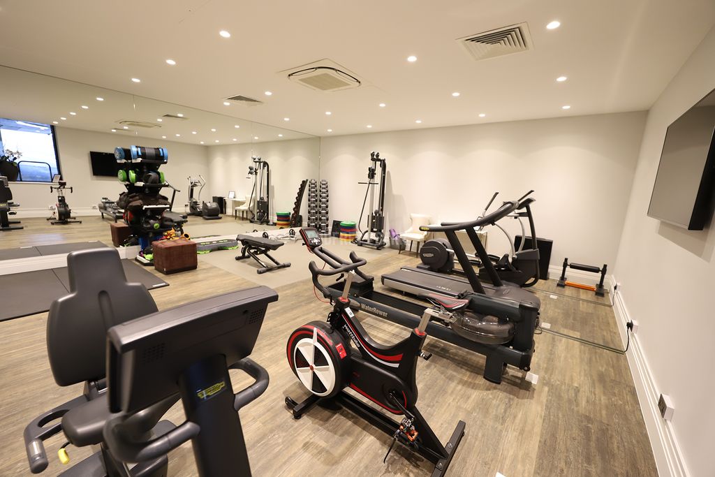 Property photo 3 of 26