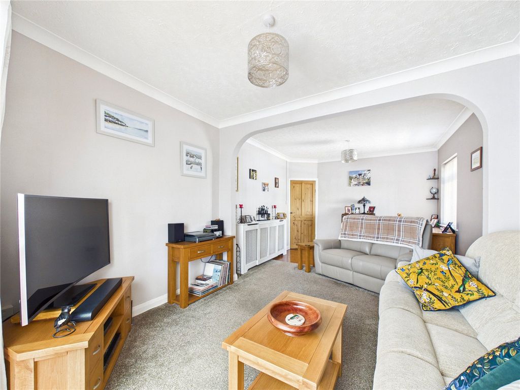 Property photo 3 of 17 Picture No. 06