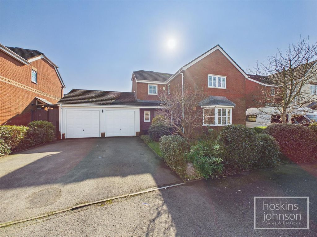 Property photo 1 of 42