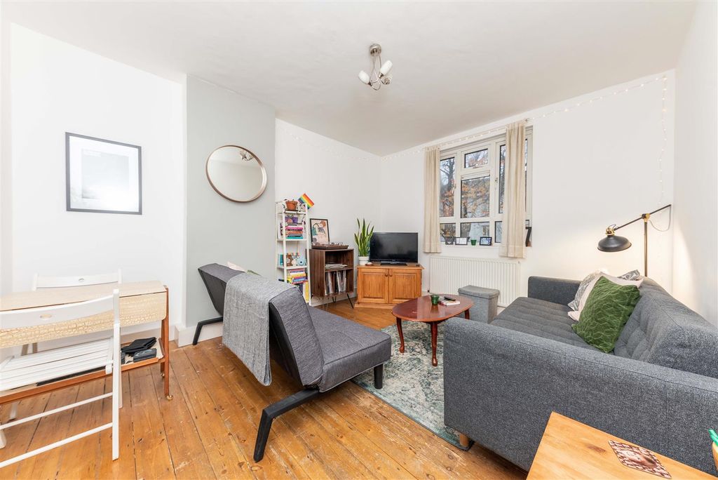 Property photo 1 of 7 Reception Room