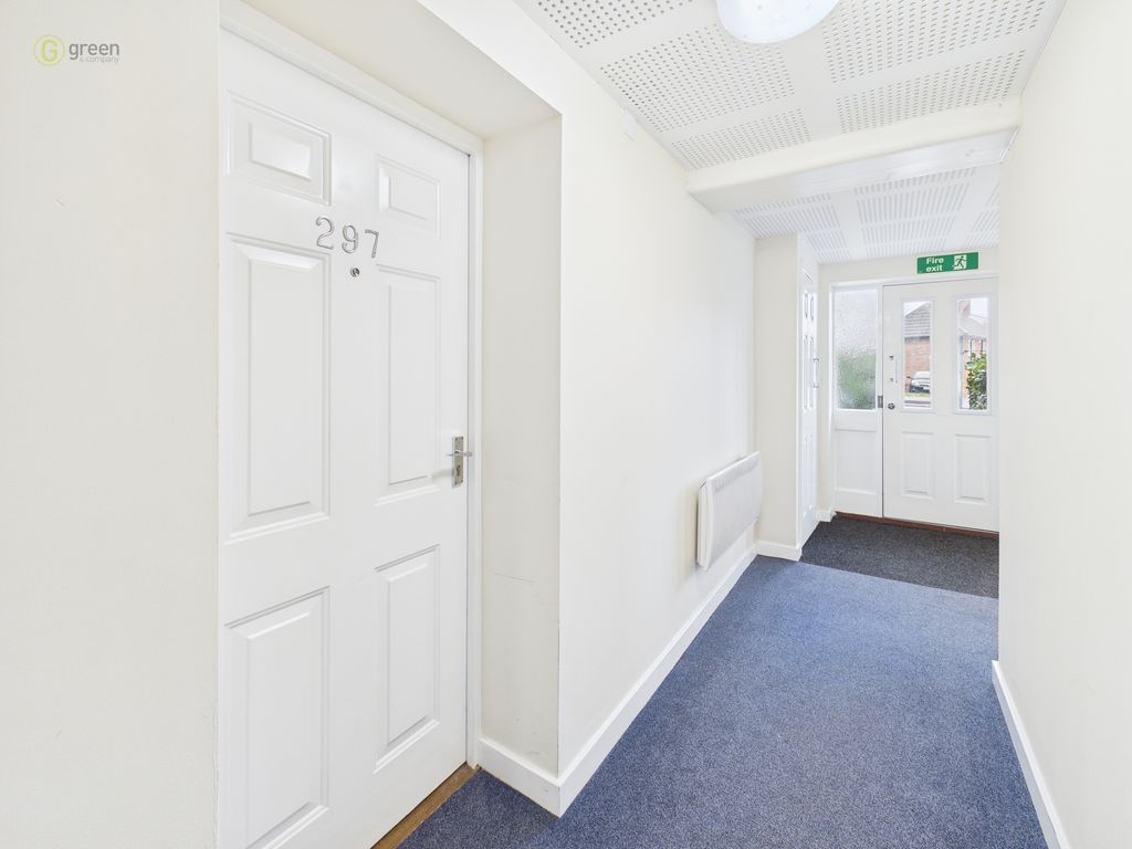 Property photo 2 of 25 Cam05459G0Pr0111Still015