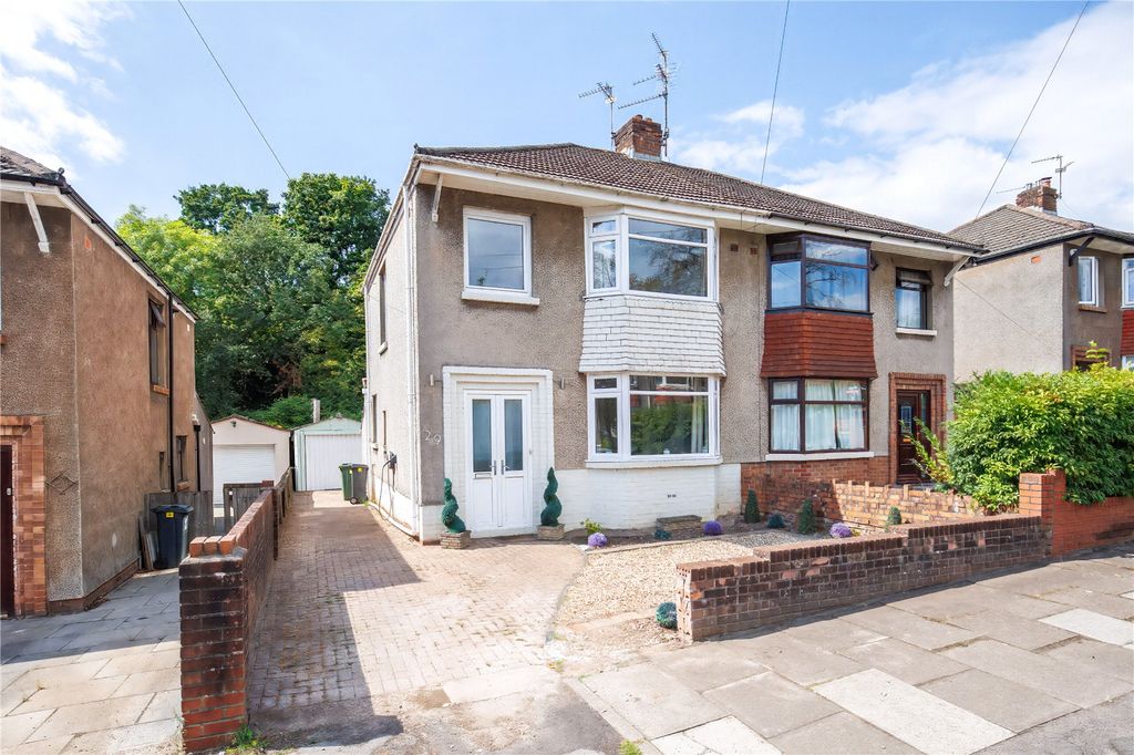Property photo 1 of 33 Picture No. 03
