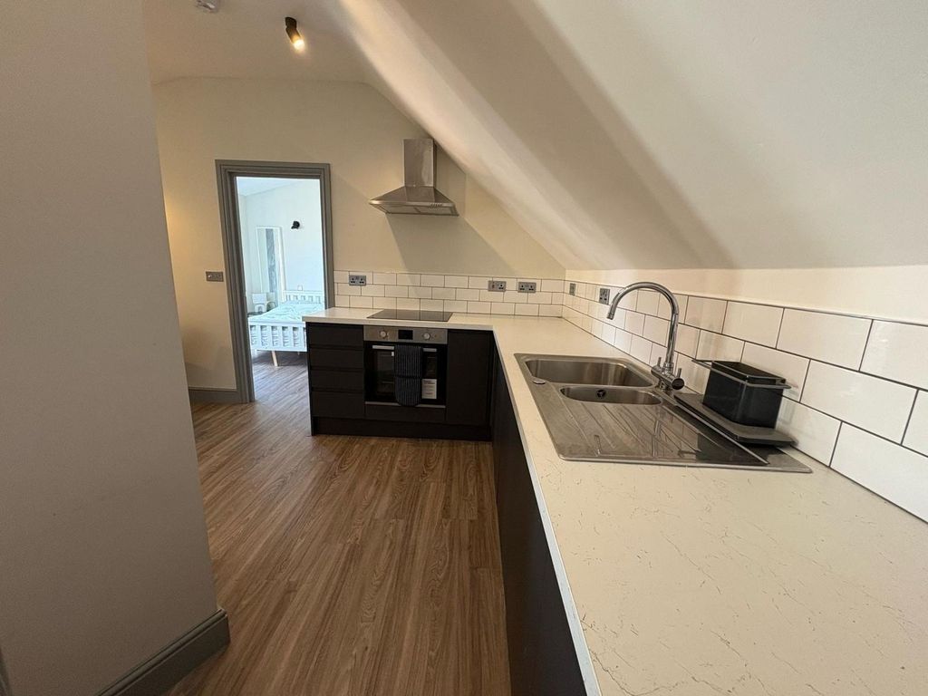 Property photo 3 of 10 Picture No. 11