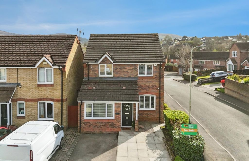 Property photo 1 of 25