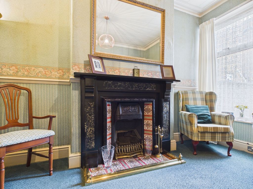 Property photo 3 of 12 Taylors Road - Fireplace - Ewemove