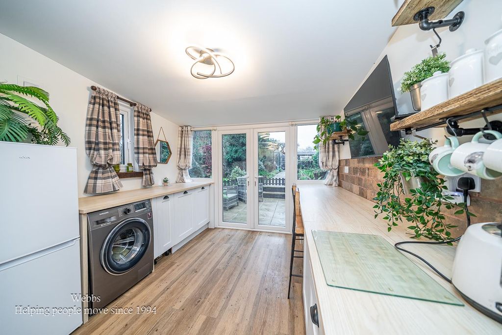 Property photo 3 of 27 Webbs-10.Jpg