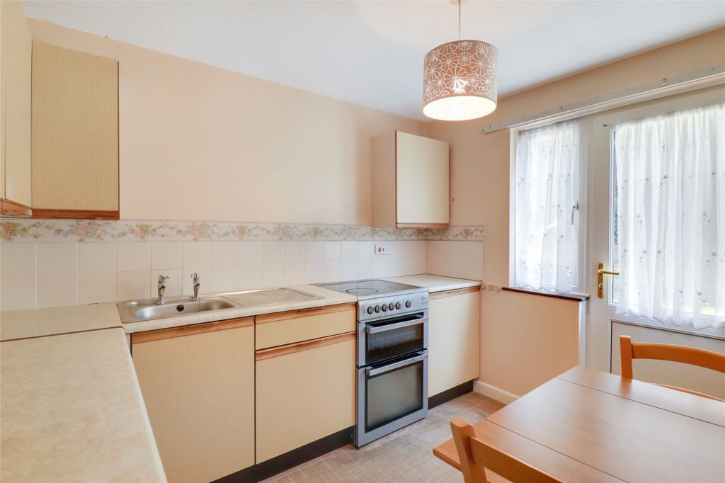 Property photo 1 of 6 1 - Picture No. 04