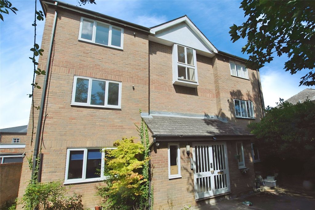 Property photo 1 of 6 Picture No. 10