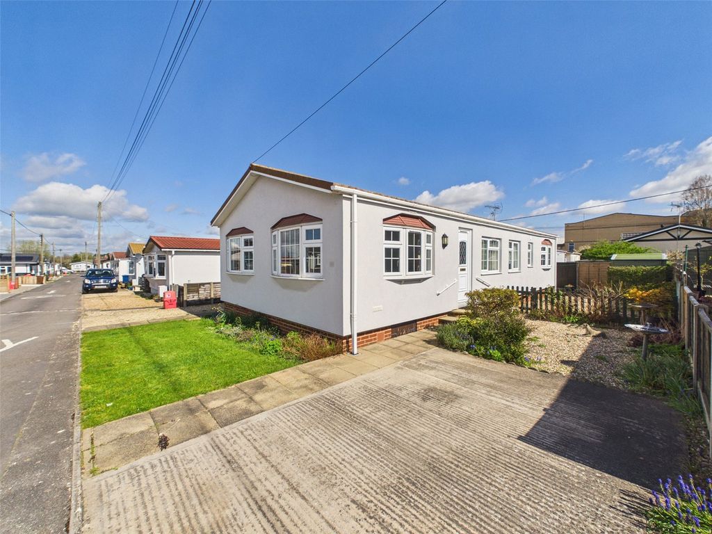 Property photo 1 of 13 Picture No. 18