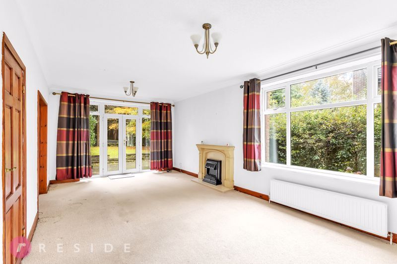 Property photo 2 of 25 Lounge