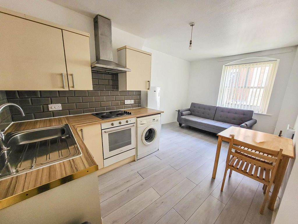 Property photo 2 of 5