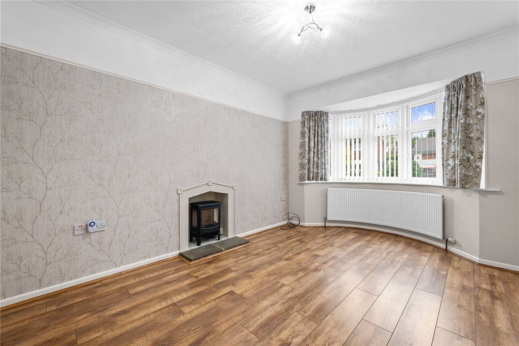 Property photo 3 of 27 Picture No. 24