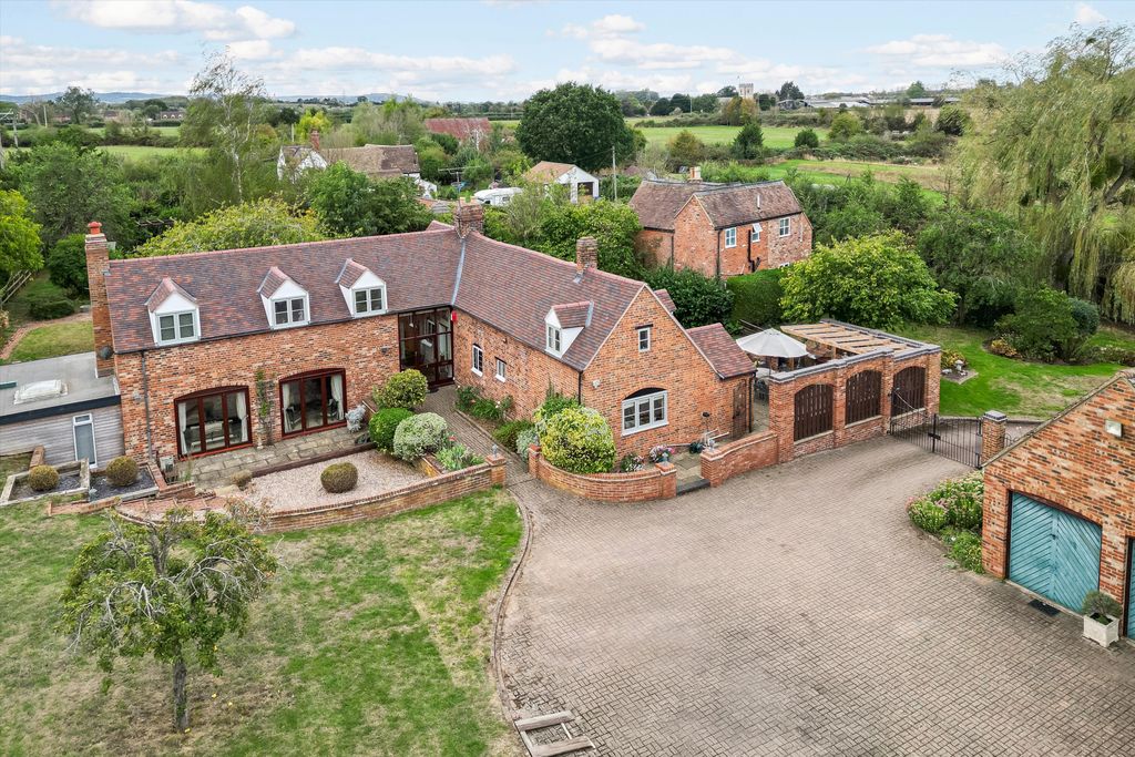 Property photo 1 of 32 Image