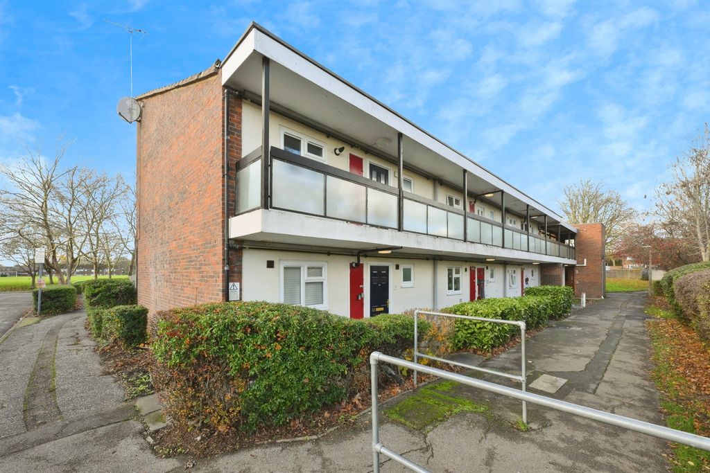 Property photo 3 of 13