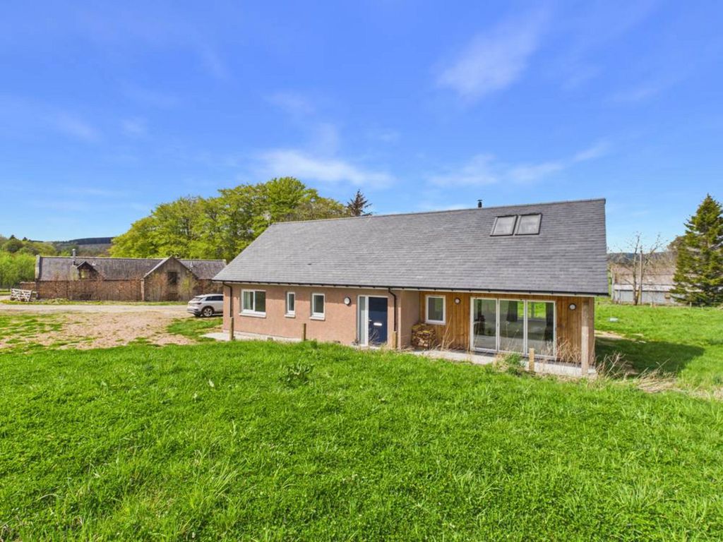 Property photo 1 of 39