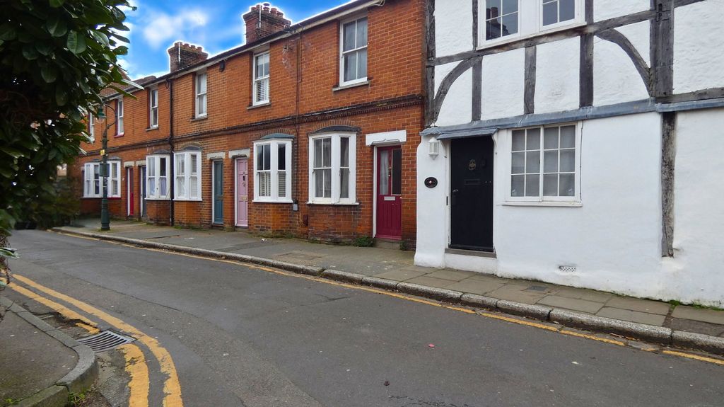 Property photo 2 of 21