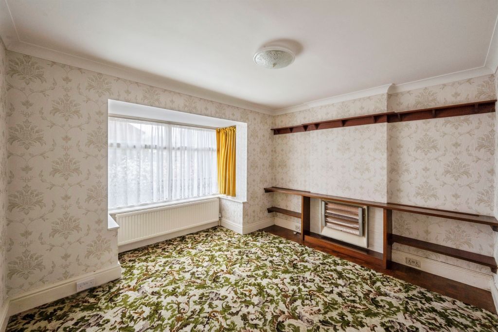 Property photo 3 of 20