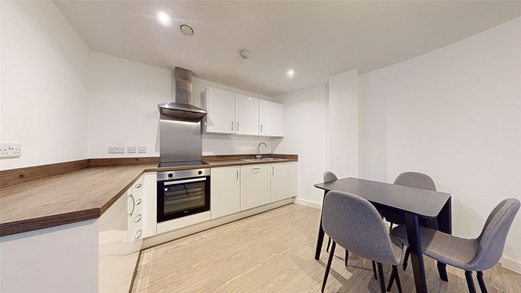 Property photo 2 of 15 Picture No. 02
