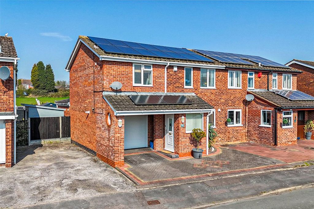 Property photo 1 of 29 Picture No. 32