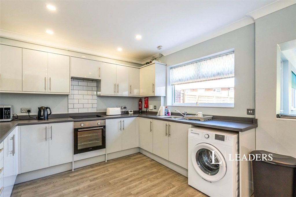 Property photo 2 of 10 Picture No. 02