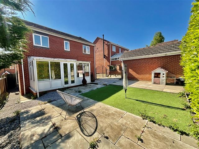 Property photo 1 of 21 Rear Garden