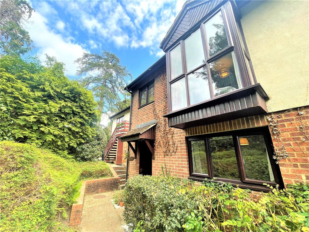 Property photo 1 of 9 Picture No. 15