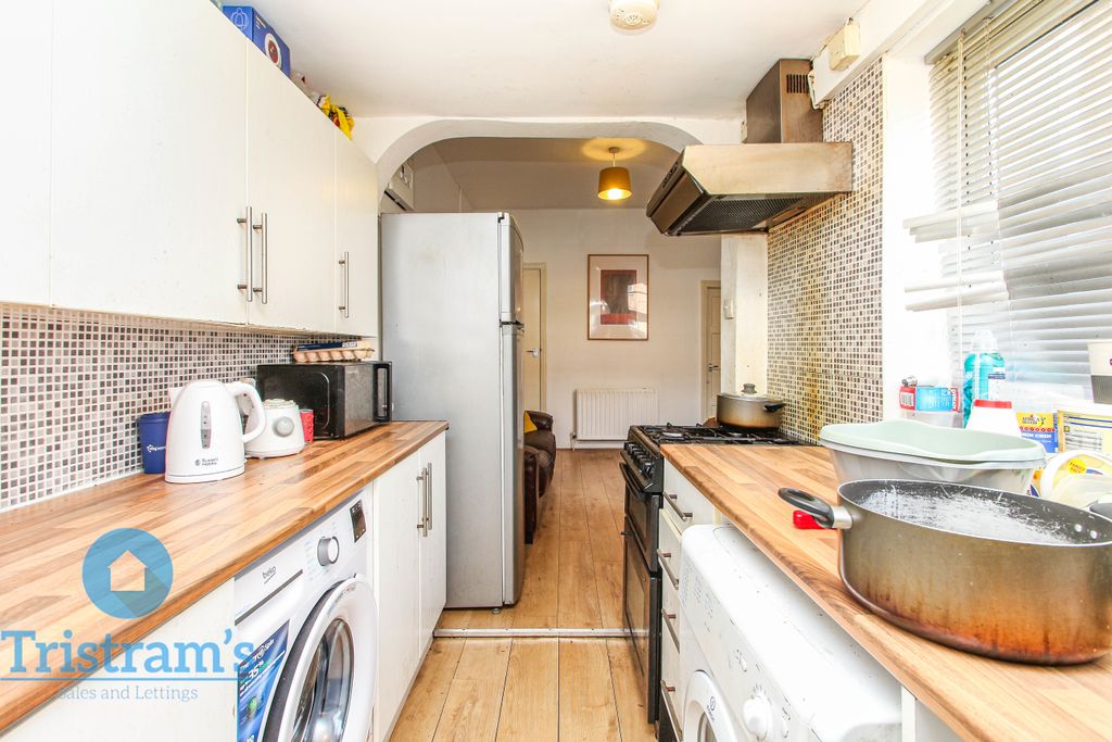 Property photo 2 of 10 Img_2857