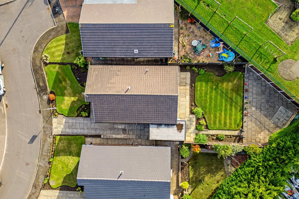 Property photo 2 of 42 4489583