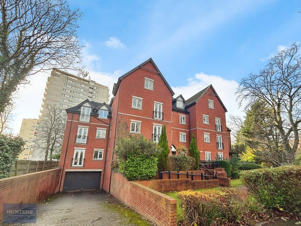 Property photo 1 of 15 1