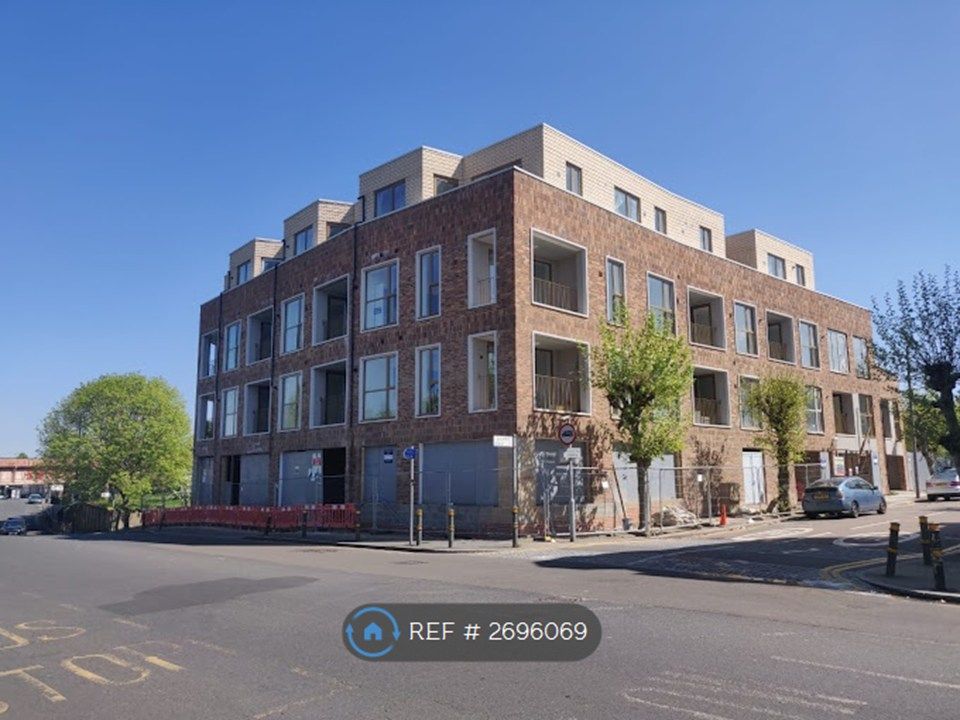 Property photo 2 of 14