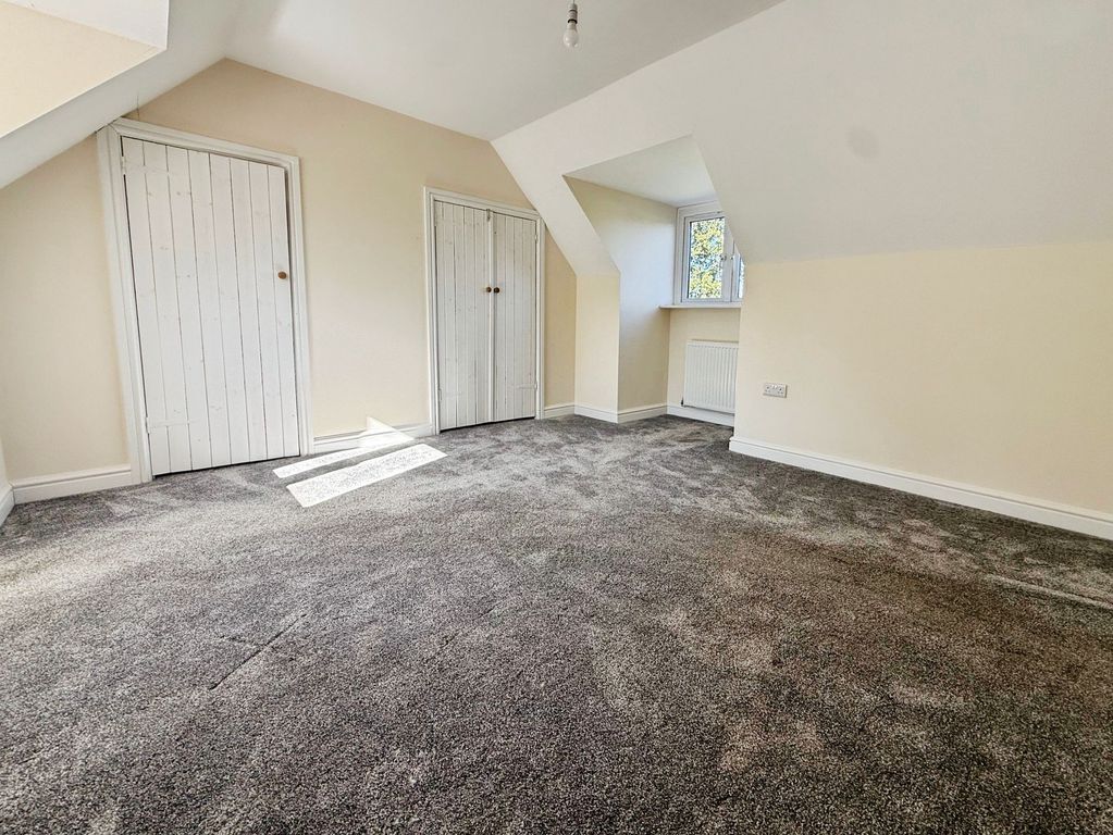Property photo 3 of 13 Bedroom One