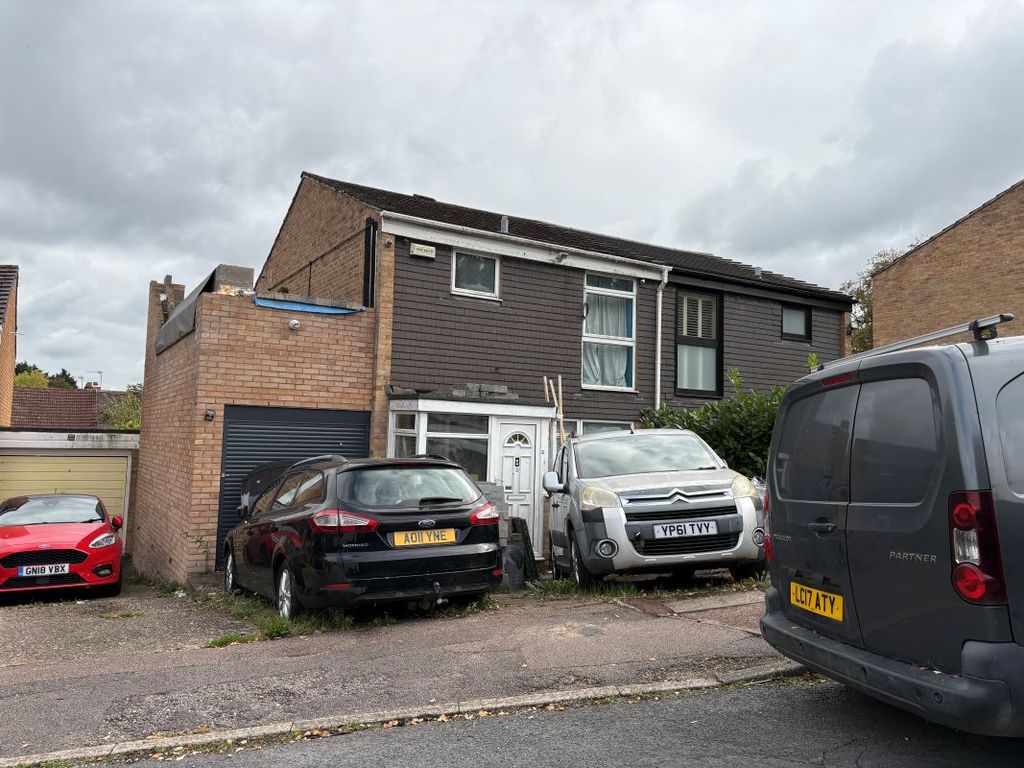 Property photo 2 of 16