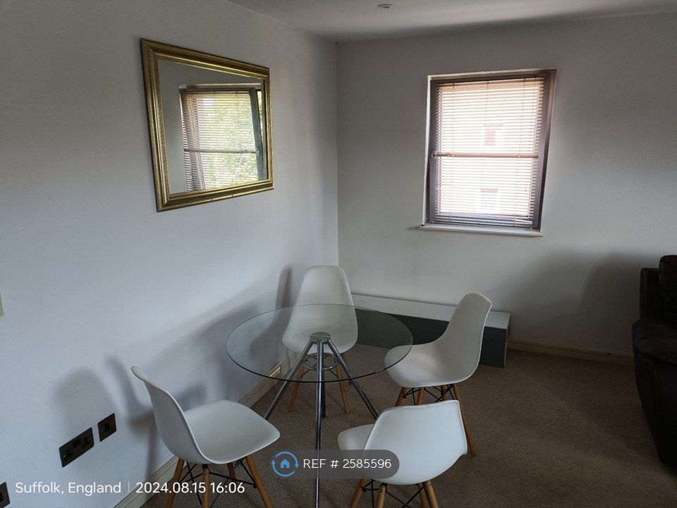 Property photo 3 of 5