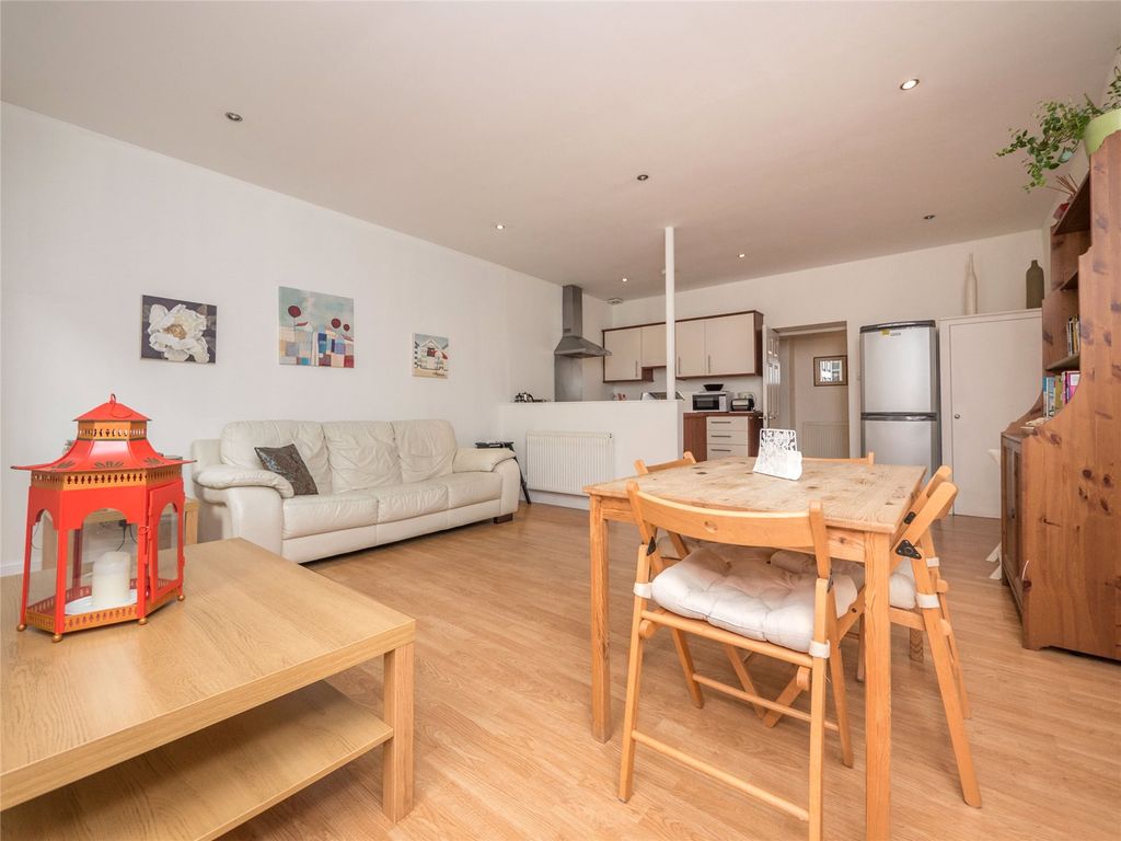 Property photo 3 of 28 Photo 3