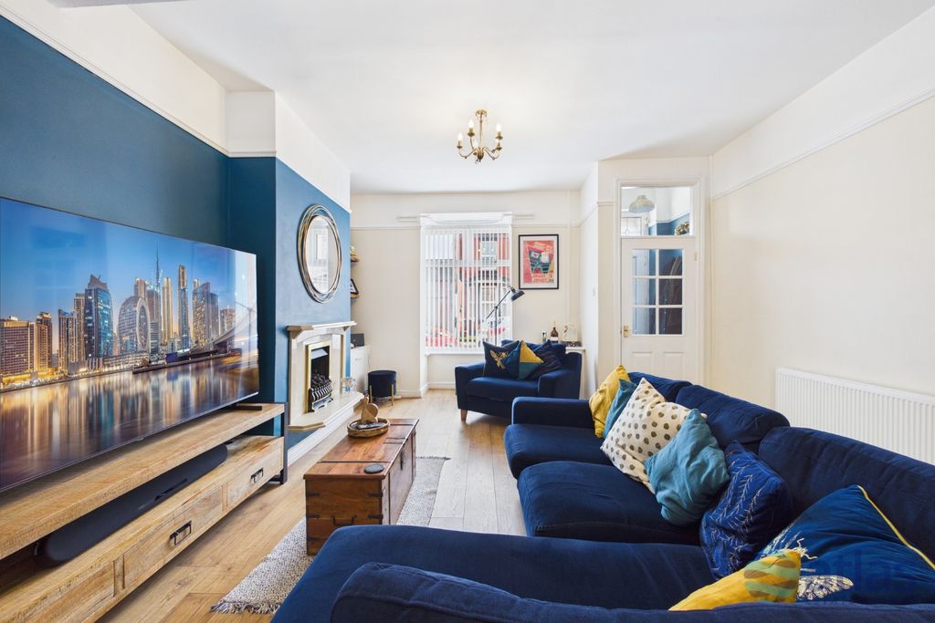 Property photo 2 of 14 Reception Room/Dining Area