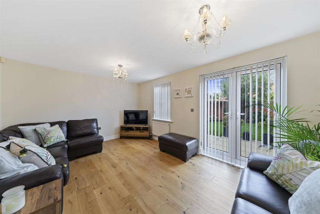 Property photo 2 of 20 14Blackbridgectweb08.Jpg