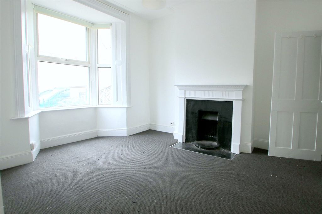 Property photo 1 of 8 Picture No. 08