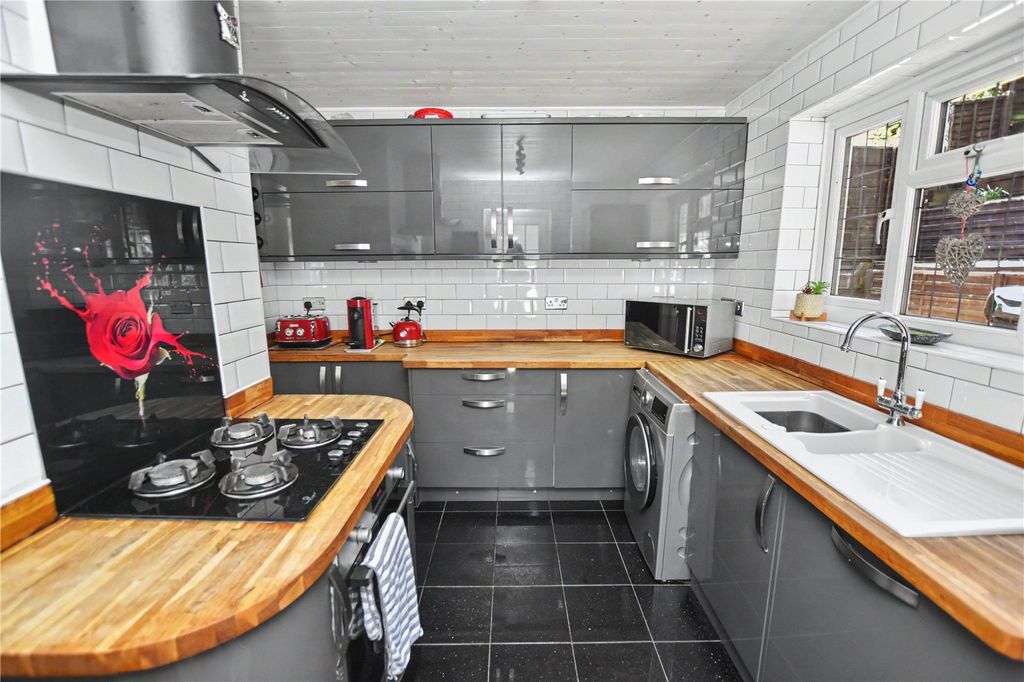 Property photo 3 of 14 Picture No. 09