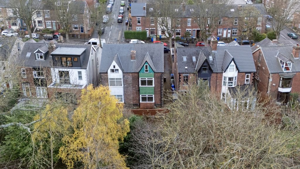 Property photo 2 of 32 Drone Shot