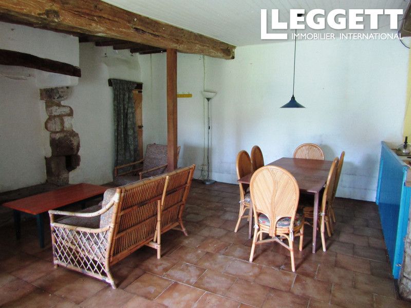 Property photo 3 of 10