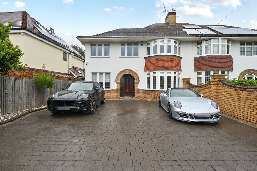 Property photo 1 of 24