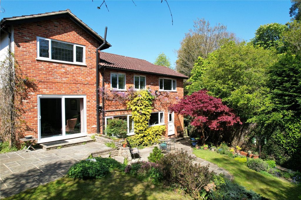 Property photo 2 of 13 Picture No. 12
