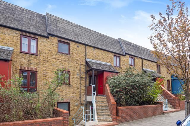 Property photo 1 of 9 External Front