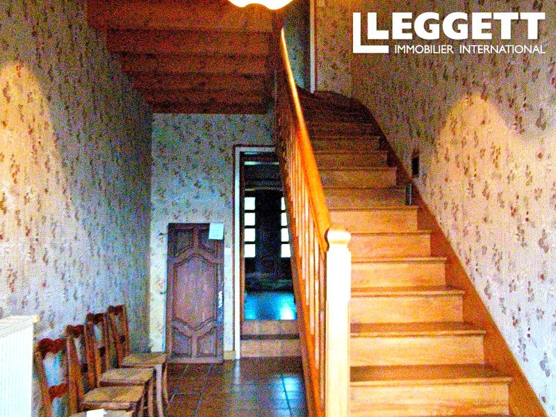 Property photo 3 of 10