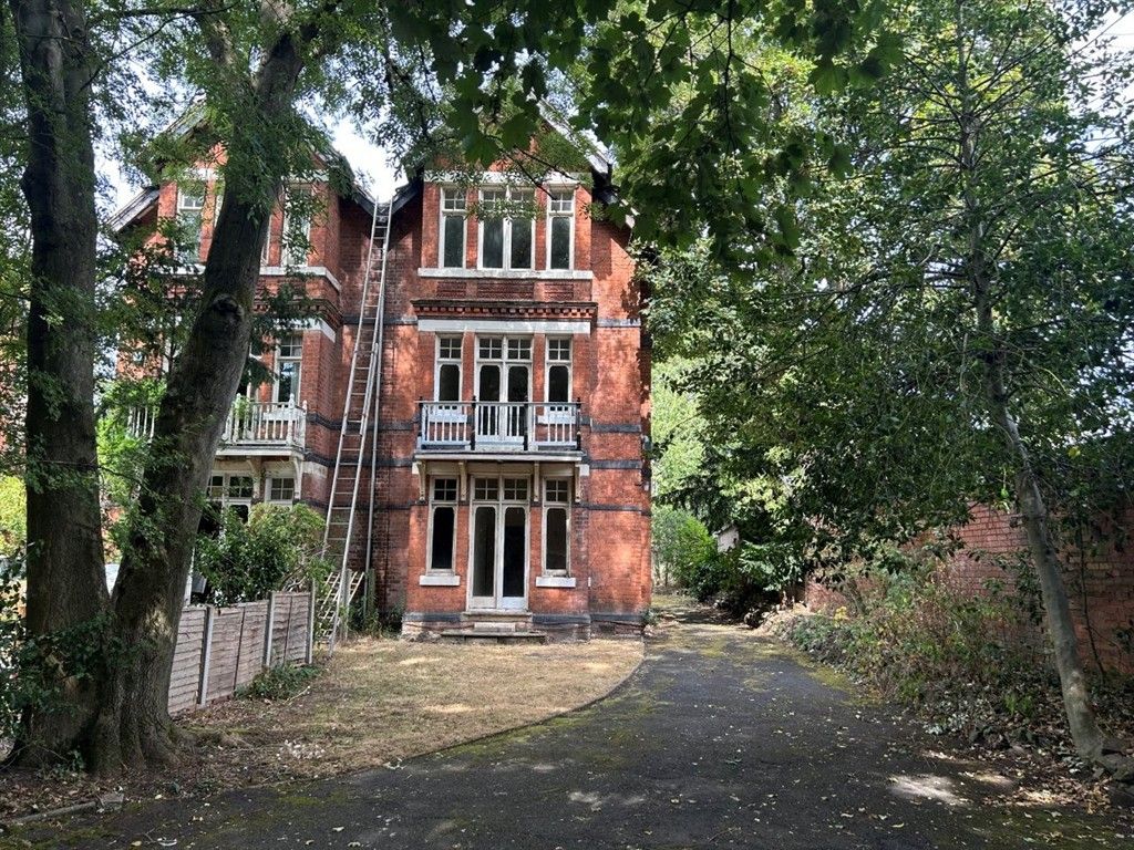 Property photo 1 of 16