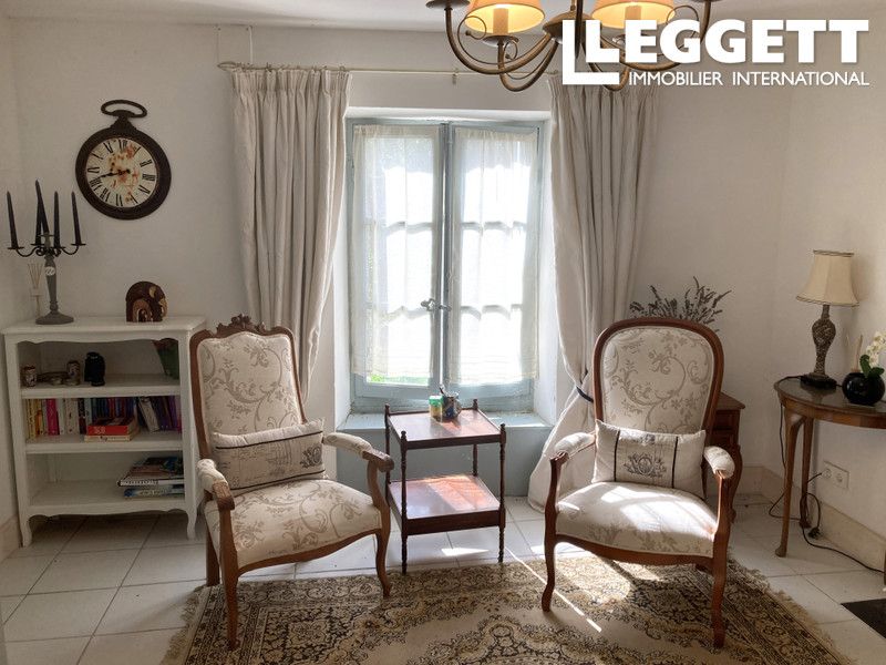 Property photo 3 of 10