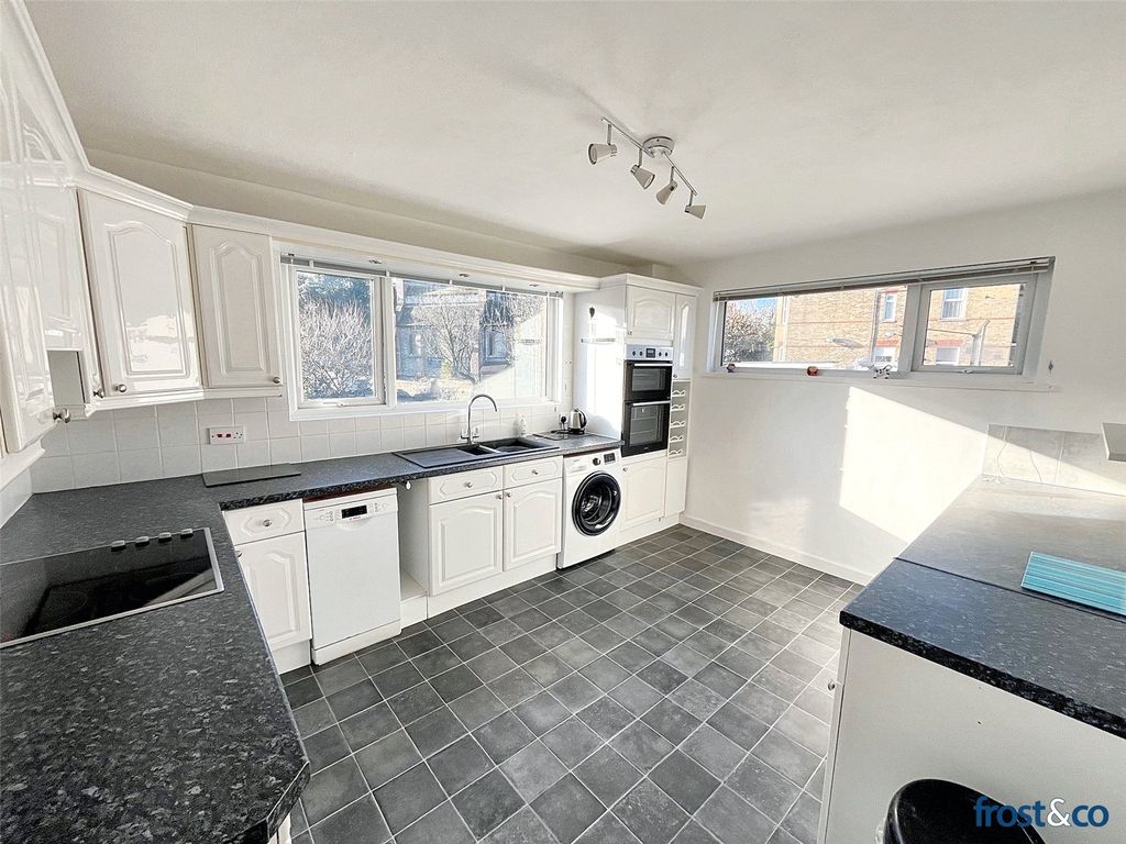 Property photo 2 of 14 Kitchen